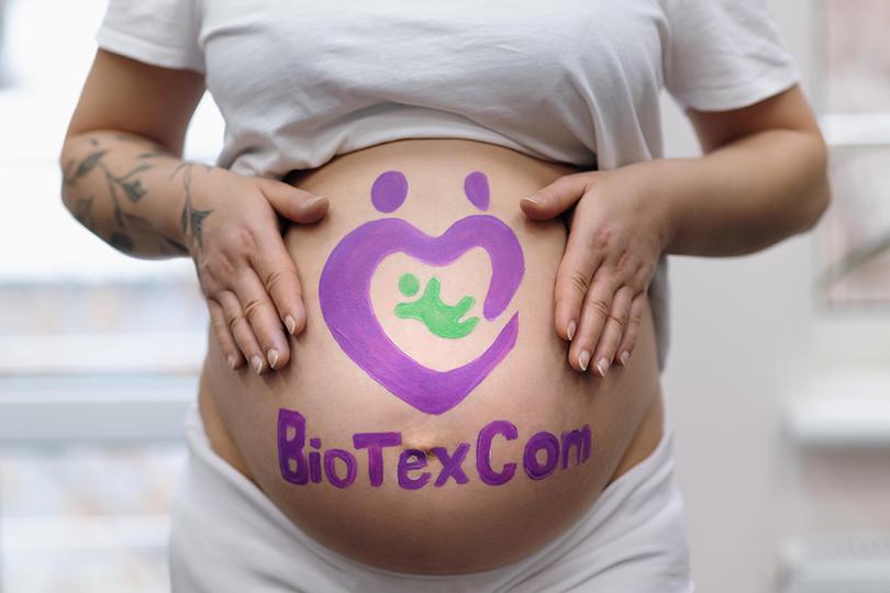 Що таке сурогатне материнство і як воно проходить у клініці BioTexCom